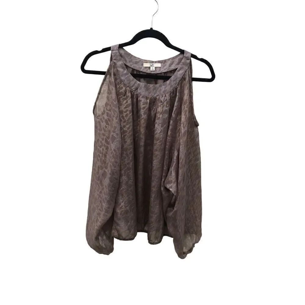 Ya Los Angeles Cold Shoulder Size L